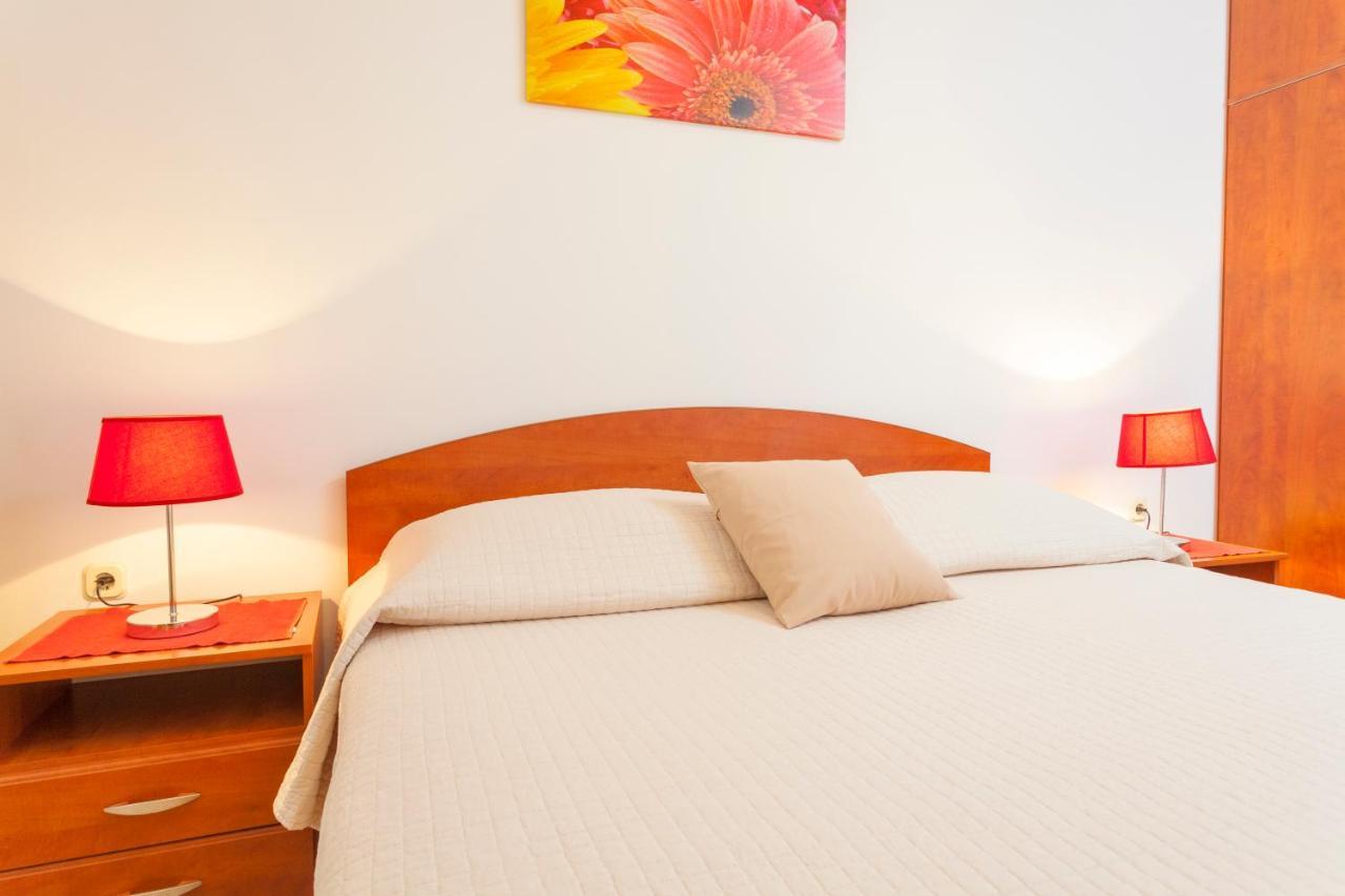 Apartments & Rooms Alagic マカルスカ エクステリア 写真