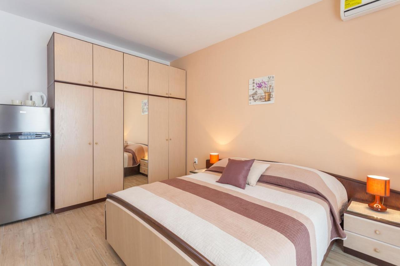 Apartments & Rooms Alagic マカルスカ エクステリア 写真