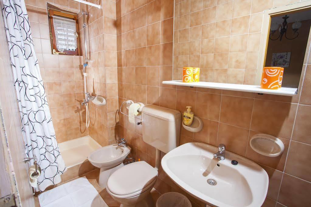 Apartments & Rooms Alagic マカルスカ エクステリア 写真